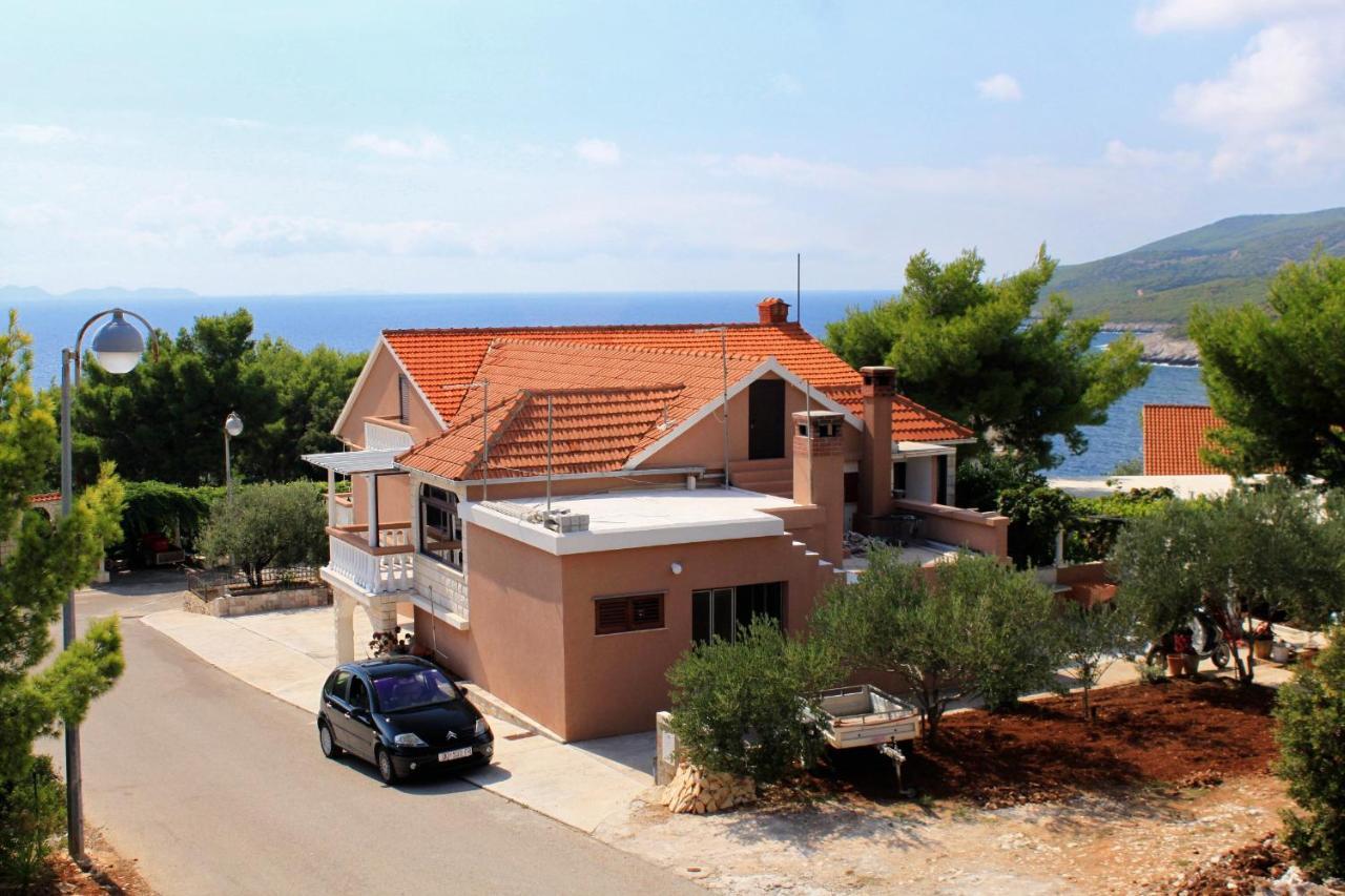 Apartments With A Parking Space Zavalatica, Korcula - 4453 Exterior foto